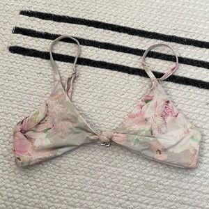 Dippin Daisys floral tie front top